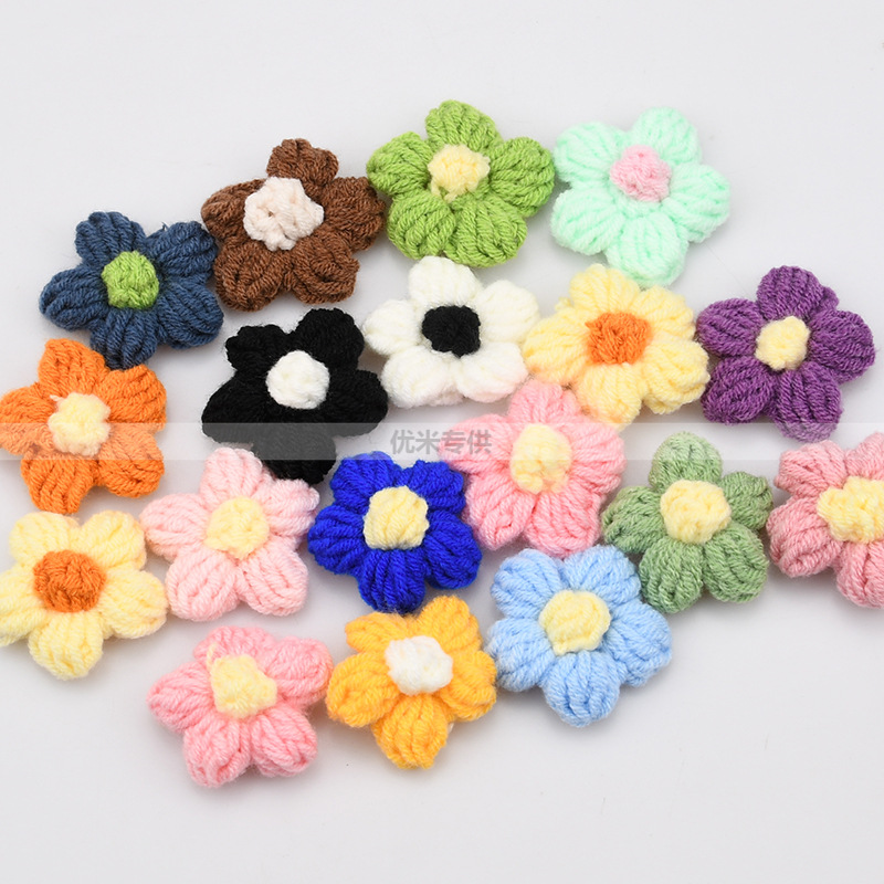 Handmade Crochet Five Petal Fl - Embellish Craft 评论和价格
