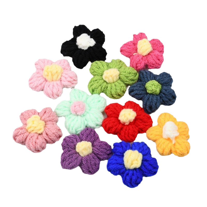 Handmade Crochet Five Petal Fl - Embellish Craft 评论和价格